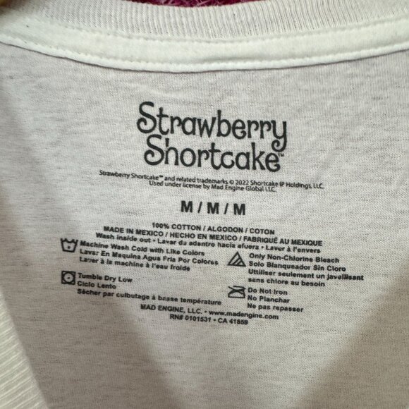 Strawberry Shortcake Berry Sweet Spirit Rally Cartoon Tee M - Picture 4 of 5